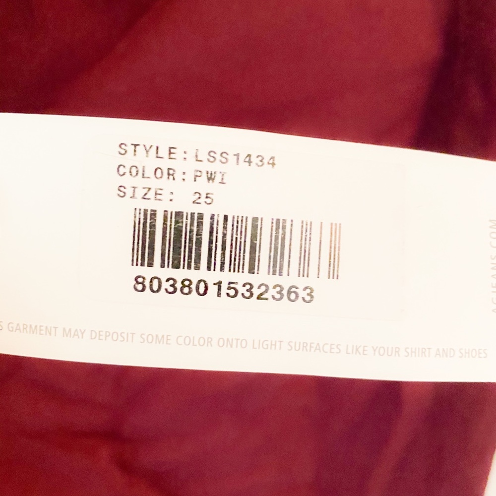 NWT AG Maroon Jeans - Picture 3 of 4